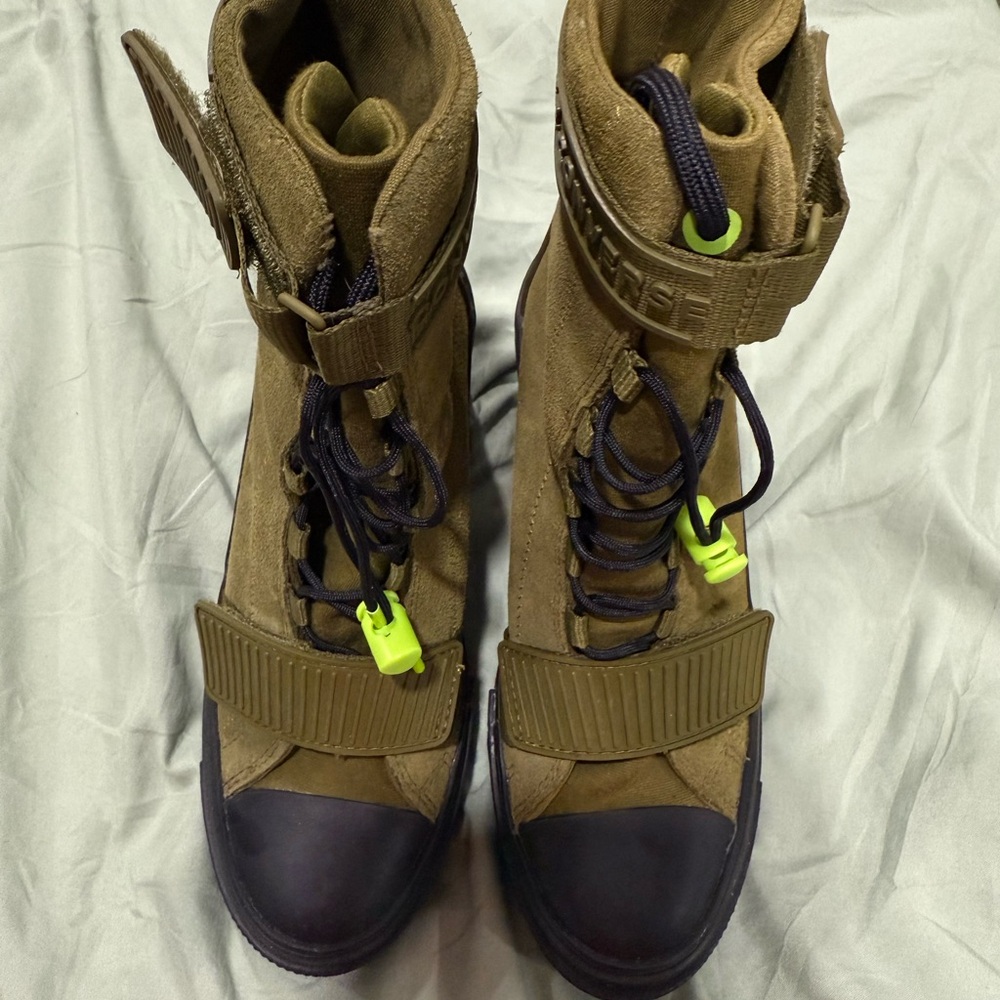 Converse Olive Green High-Tops